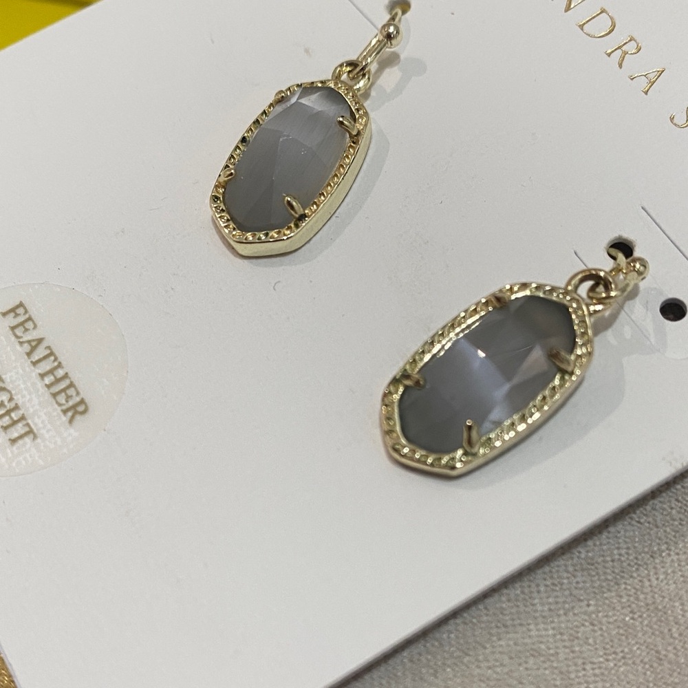 Kendra Scott Gold and Gray Lee Drop Earrings - Picture 4 of 4